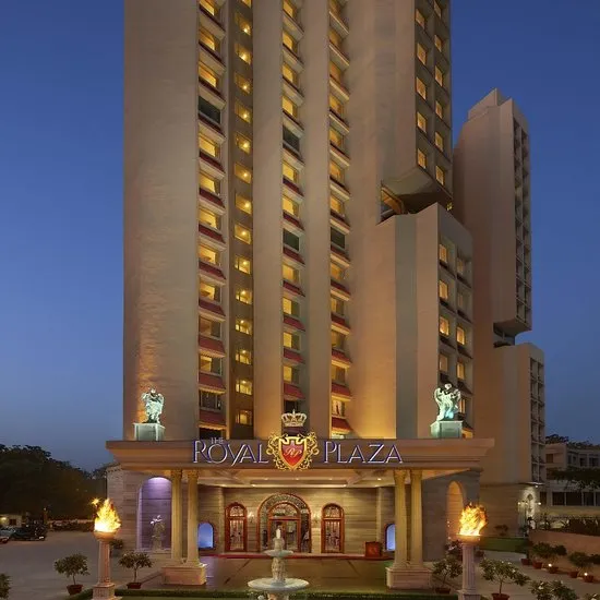 Royal Plaza