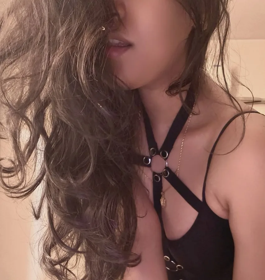 Genuine girl Priyanki a VIP Escort in Mahipalpur, Delhi