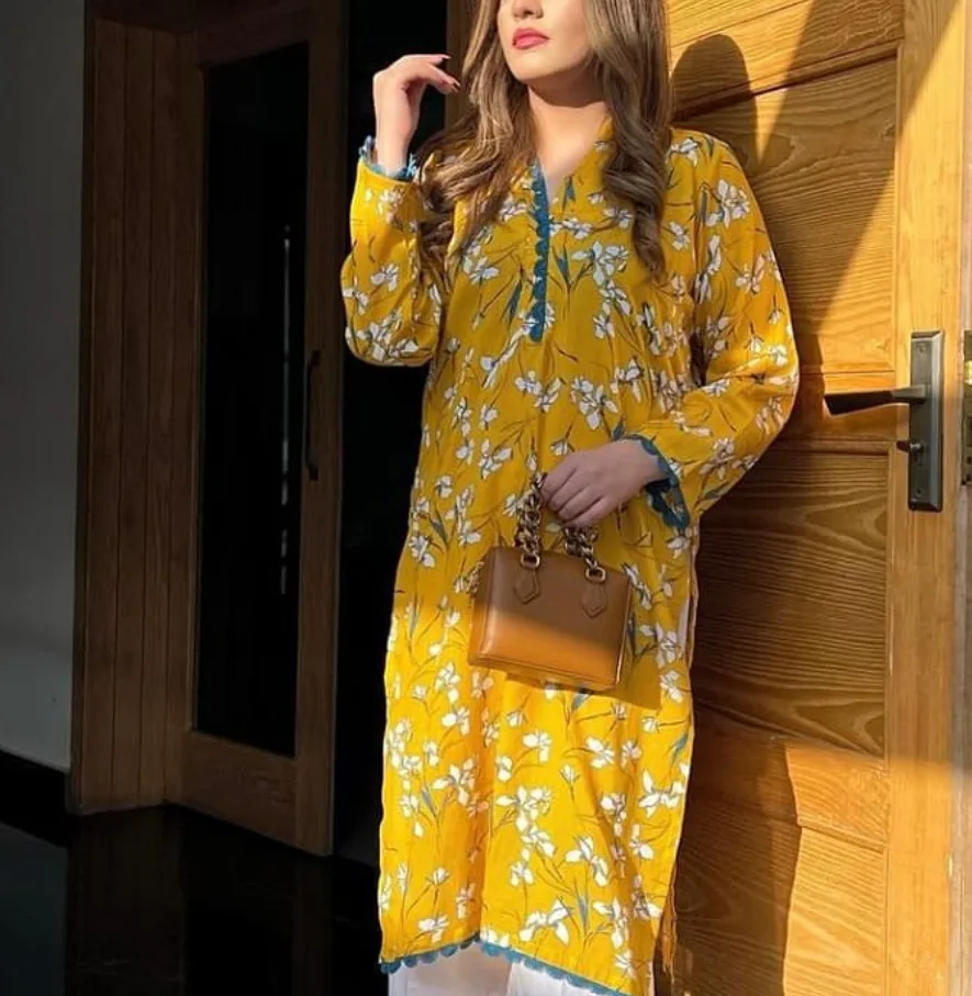 Air hostess call girl in Model Town, Delhi