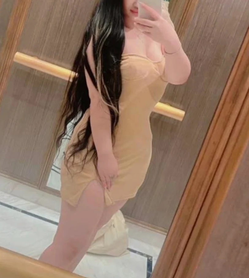 Funny and attractive Russian Escort in Delhi