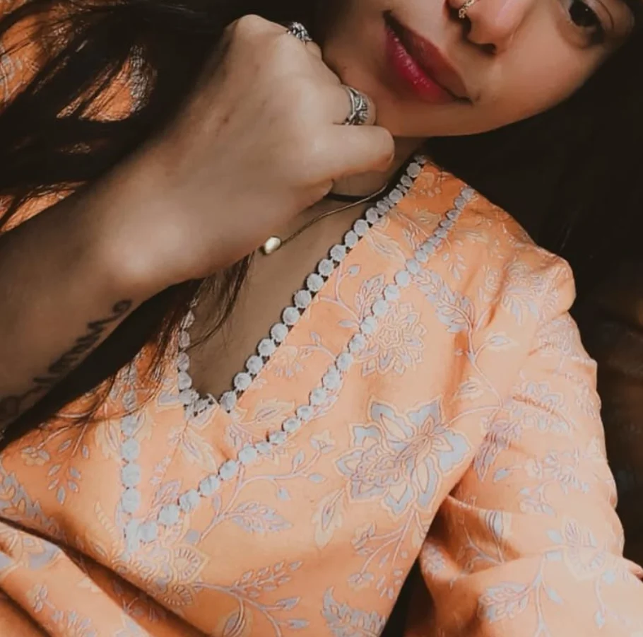 College Going Girl Malini in Ghaziabad