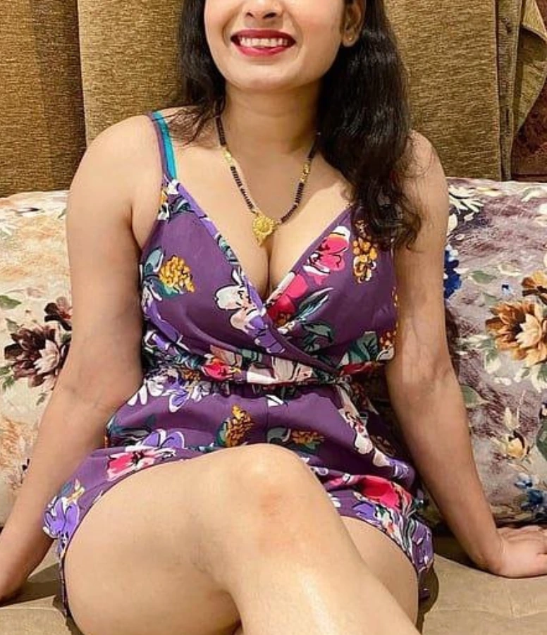 Slutty houewife Navjoot in Kalkaji, Delhi